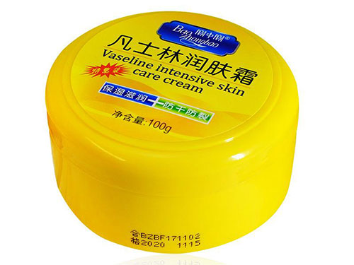 凡士林润肤霜可以擦脸吗