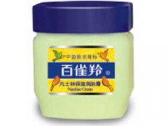 凡士林保湿润肤霜作用