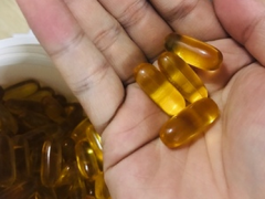 鱼油有什么功效  揭秘鱼油的三大服用禁忌
