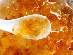 桃胶阿胶可以一起炖吗 桃胶跟什么炖最好
