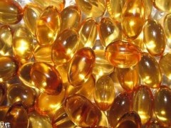 维生素e除了服用还有什么用法 老年人可以吃维生素吗