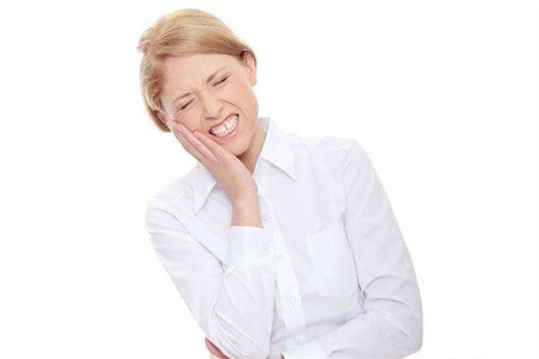 口腔溃疡偏方一次就好是真的吗 口腔溃疡治疗