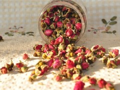 玫瑰花茶用多少度的水冲泡最好 玫瑰花茶的泡法