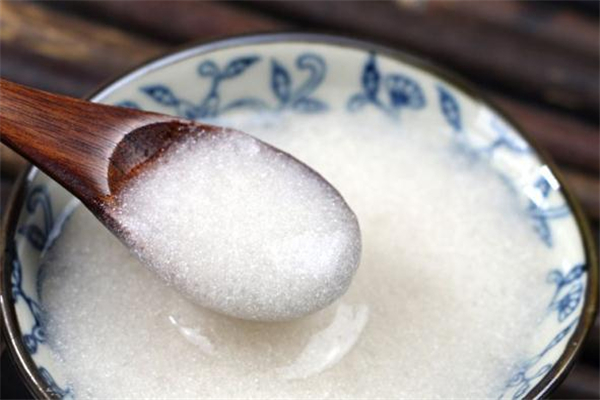 茯苓粉可以直接服用吗 茯苓粉能直接吃吗 茯苓粉可以直接服用吗 茯苓粉能直接吃吗