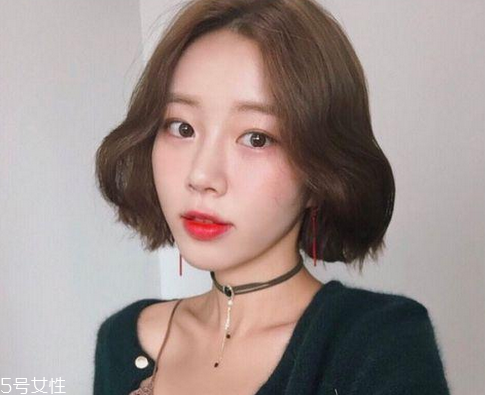 2018日系最热短发top8 女生日系短发发型推荐