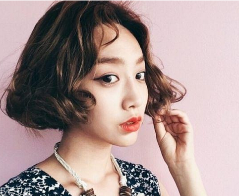 2018日系最热短发top8 女生日系短发发型推荐