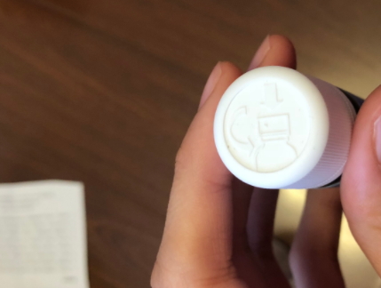 单方精油可以直接涂脸上吗？哪些单方精油可以直接涂抹