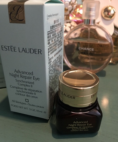 雅诗兰黛小棕瓶眼霜怎么样?雅诗兰黛小棕瓶眼霜好用吗? 雅诗兰黛小棕瓶眼霜怎么样?雅诗兰黛小棕瓶眼霜好用吗?
