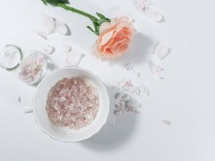 玫瑰精油的各种功效及使用方法