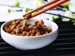 纳豆的功效与作用   那些人群适合食用纳豆