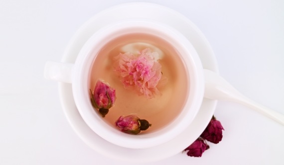 玫瑰花泡水