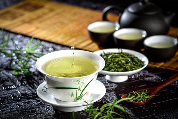 竹叶青茶1.jpg 竹叶青茶的功效与作用 喝竹叶青茶的好处