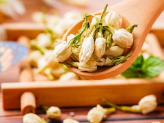 茉莉茶叶的功效与禁忌 茉莉茶叶的作用与禁忌