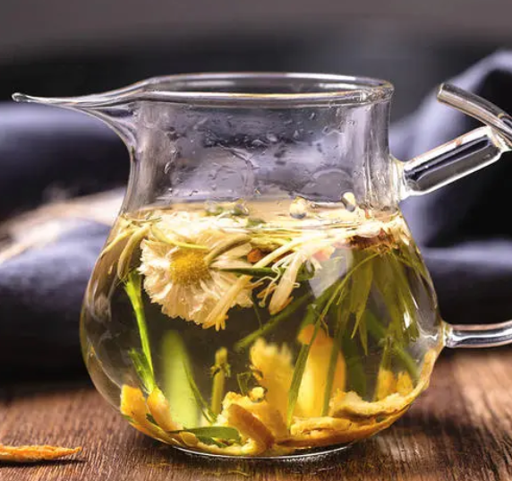菊花金银花茶