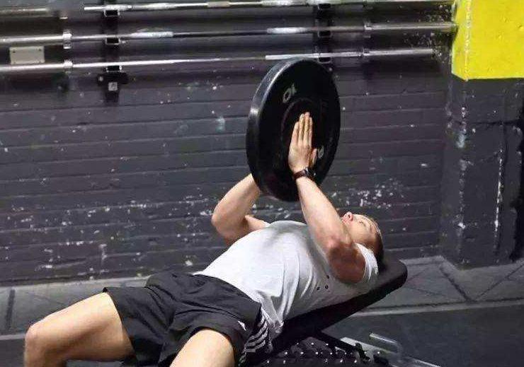 胸推是什么意思 胸推具体怎么做