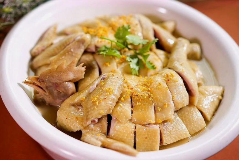 清蒸鸡是什么地方的菜 清蒸鸡的做法
