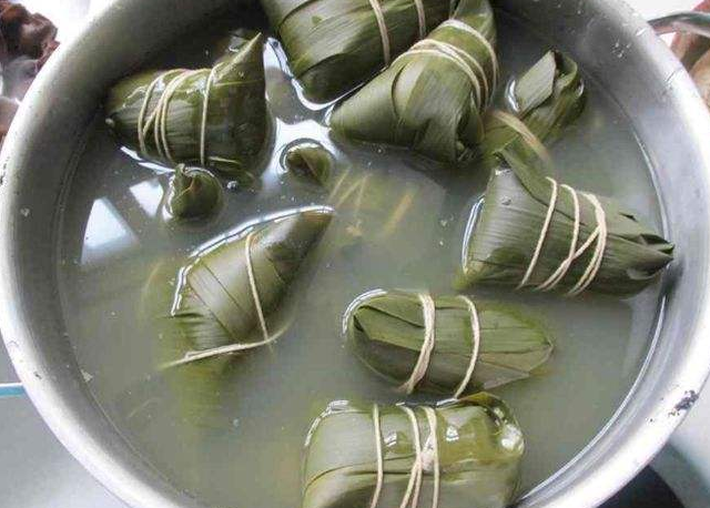 煮粽子