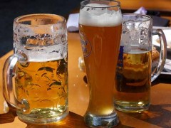 睡觉前喝啤酒会胖吗