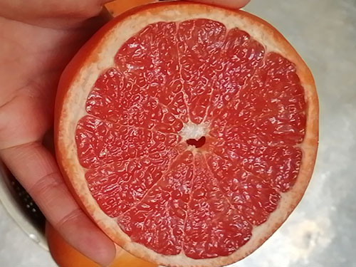 葡萄柚?€么吃