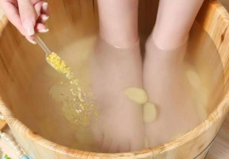泡脚