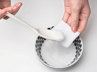 盐水清洗