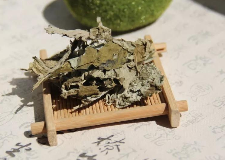 艾叶红花泡脚的功效