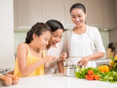 银耳莲子羹的功效