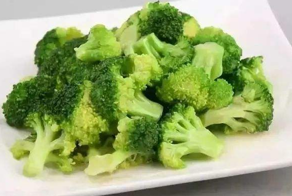 减肥水煮西兰花放盐吗