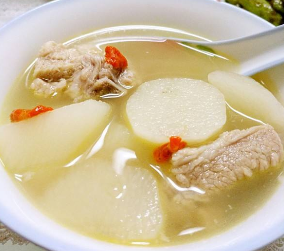 吃什么润肺 春季润肺必吃的食疗秘方