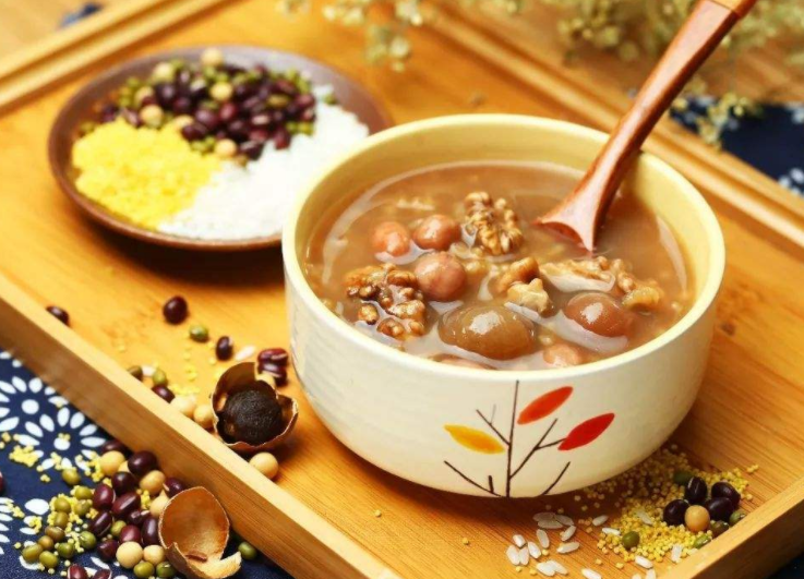 秋燥吃什么 七食疗方可清肺生津润燥补血