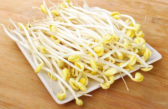 黄豆芽治痔疮 食疗效果佳