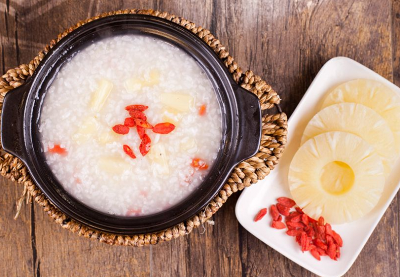 食疗调治老人耳背
