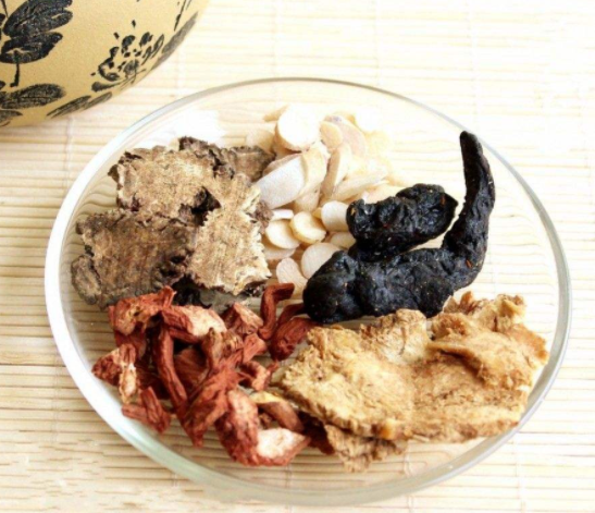 女性4大月经周期的食疗秘方