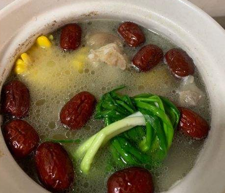 失眠不用吃药 四款实用食疗汤安神又放心