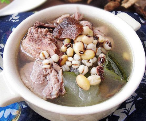 赶走宝宝痱子的4款食疗汤饮