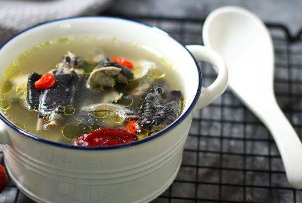 乌鸡的做法 5款乌鸡食疗方做法教给你