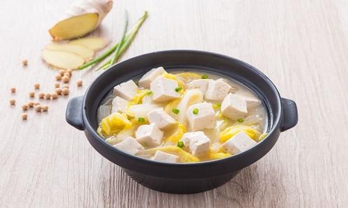 白菜炖豆腐 白菜炖豆腐