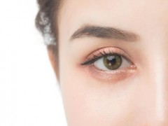 眼睛眼屎多是什么原因引起的 5个因素你得知道