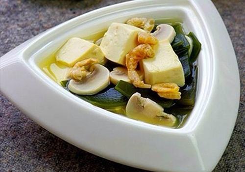 海带豆腐汤