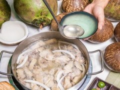 椰子煲鸡汤的功效与作用