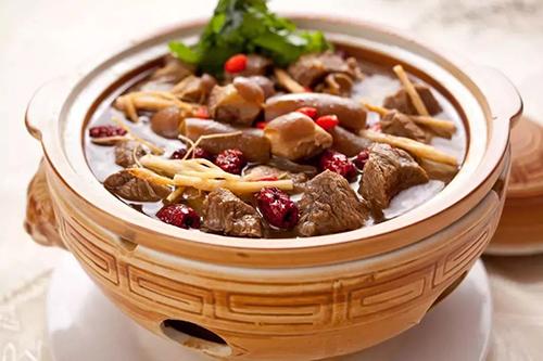 当归生姜羊肉汤