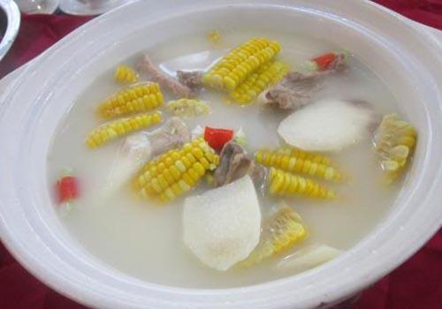 山药玉米排骨汤