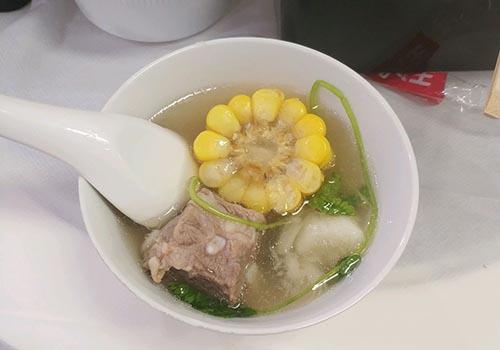 山药玉米排骨汤