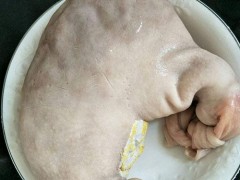 猪肚煲鸡放什么材料 猪肚鸡正宗做法