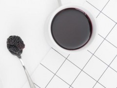 桑葚泡酒要多久才能喝 桑葚泡酒每天喝多少