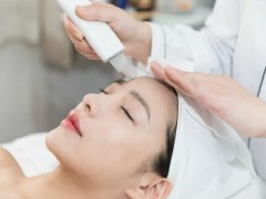抬头纹是怎么形成的 抬头纹是天生的吗