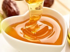 土蜂蜜什么时候喝最好 土蜂蜜喝多少合适