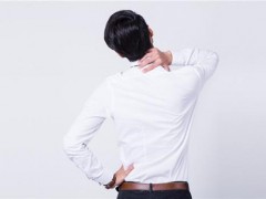 落枕了什么办法最有效 落枕怎么办简单快速的有效方法