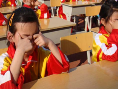 沙眼有哪些症状表现 沙眼是怎么引起的