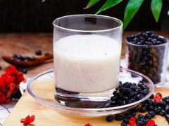 黑豆豆浆怎么做 黑豆豆浆的功效与作用